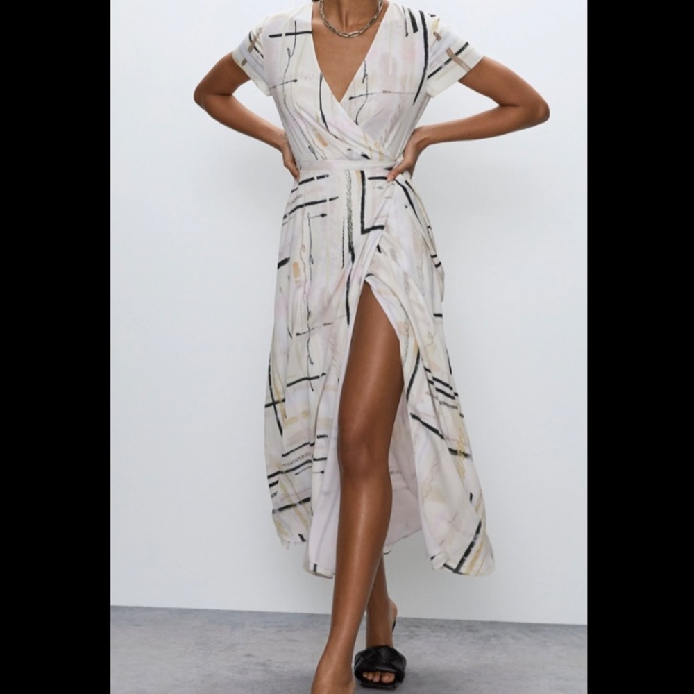 ARITZIA BABATON WRAP DRESS